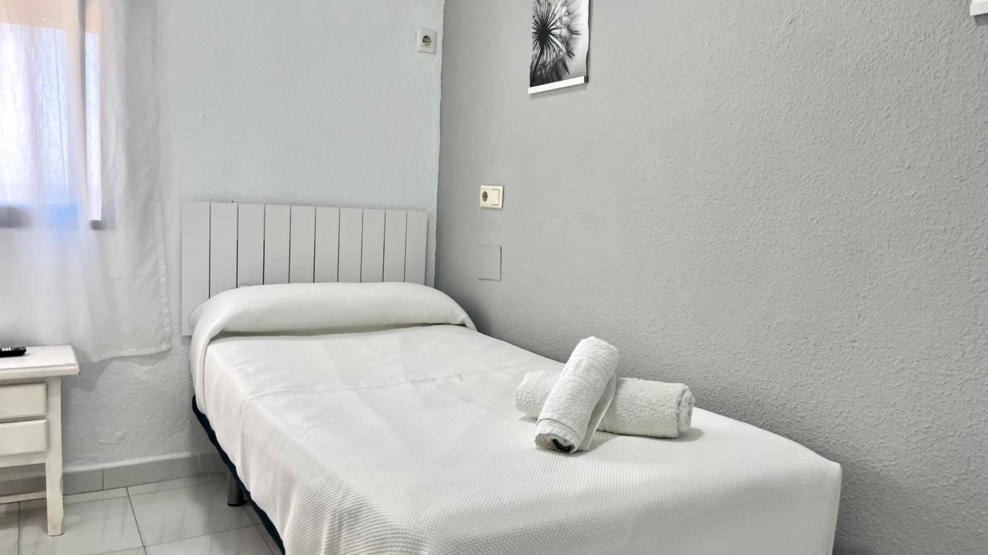 Hostal Carlos III Aldea Quintana 外观 照片
