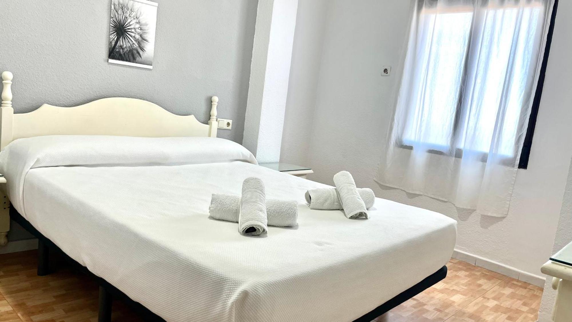 Hostal Carlos III Aldea Quintana 外观 照片